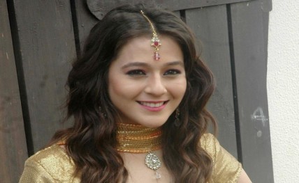 priyal gor20150508144552_l